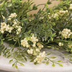 Teeny Leaves and Cream Berries Candle Ring - 6"