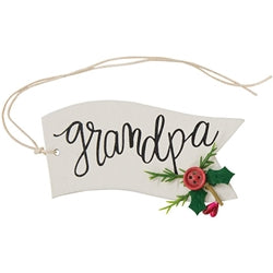 Family Words Wooden Button Holly Banner Gift Tag - 4 Asstd.