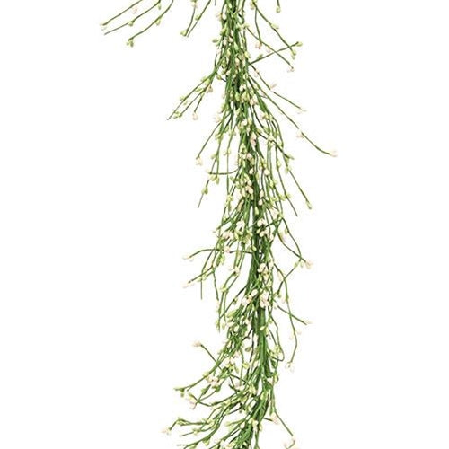 Green Field Pip Berry Garland 4.5 ft