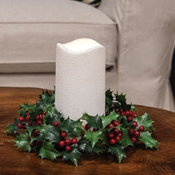Nostalgic Holly & Berries Candle Ring - 3.5"