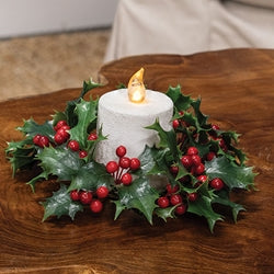 Nostalgic Holly & Berries Candle Ring - 2.5"