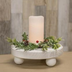 Snowy Boxwood & Berry Ring