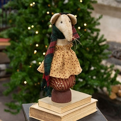 Olde Thyme Christmas Mouse on Pincushion