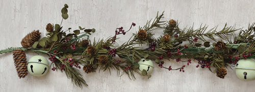 Country Bell Pine Garland