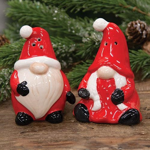 2/Set Mr. & Mrs. Santa Gnome Salt & Pepper Shakers