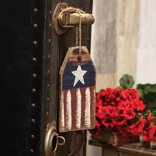 Rustic Wood American Flag Tag
