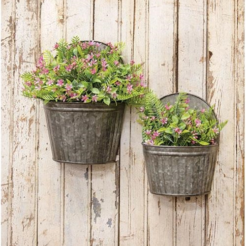 2/set Rusty Ribbed Wall Buckets – Primitive Renditions