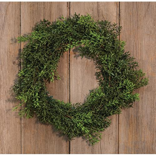 New England Boxwood Wreath 18"